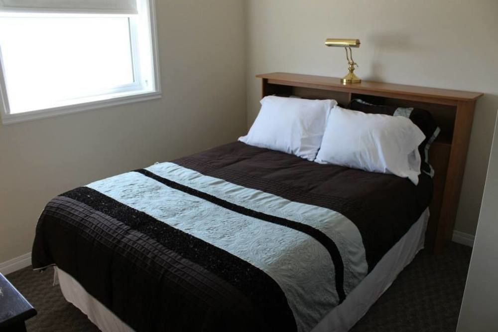 Honeycomb Bed & Breakfast Onanole 외부 사진